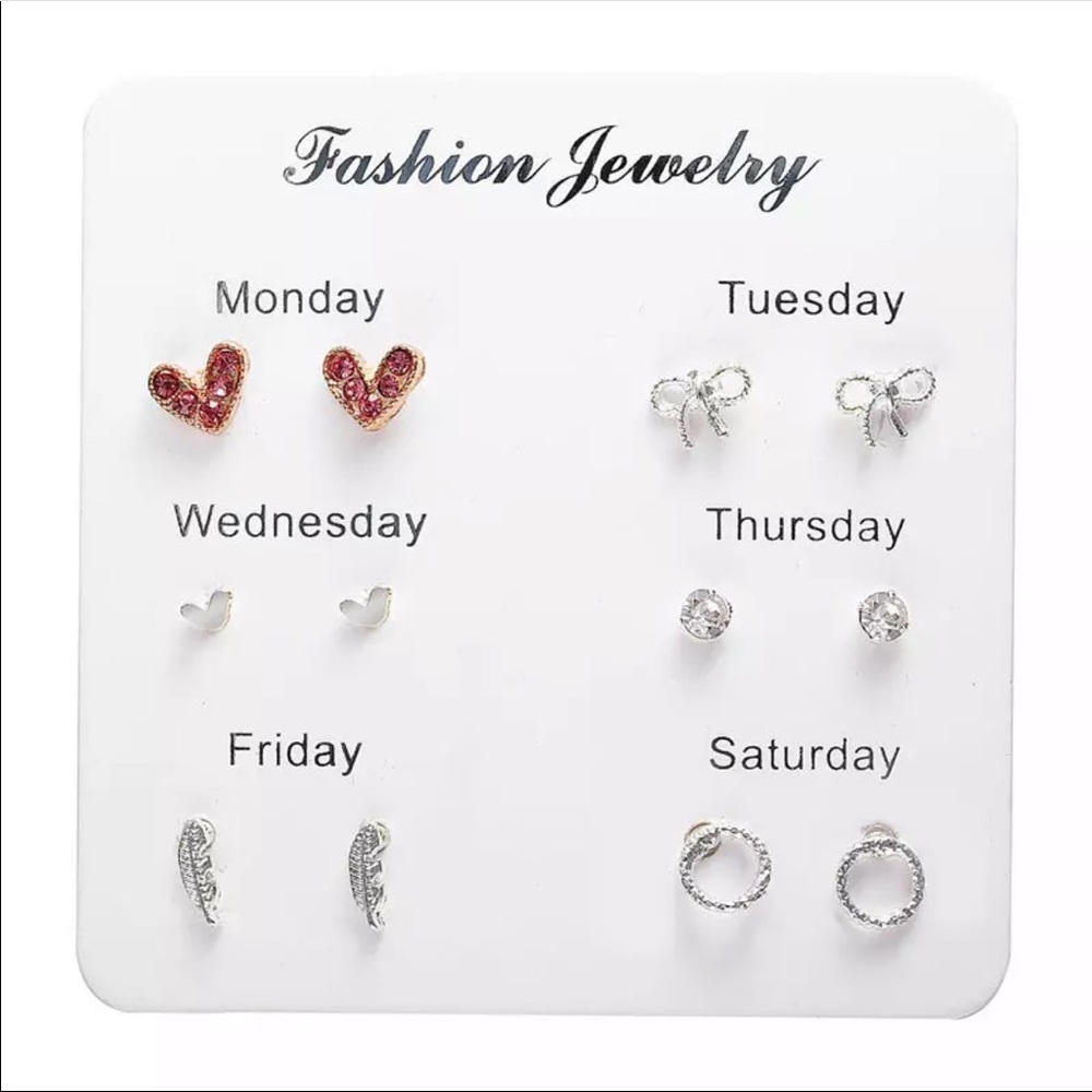 3/$30 CUTE 6 PAIRS WEEK DAYS EARRINGS STUD